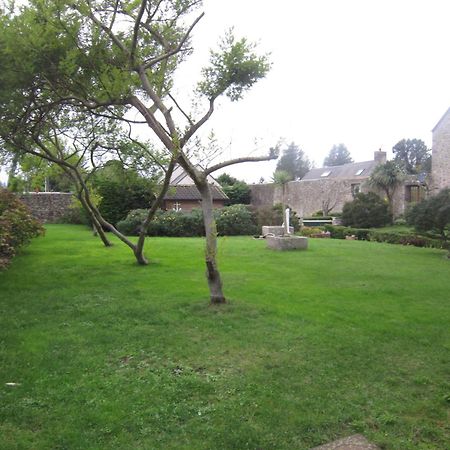 Les Embruns Apartamento Saint-Vaast-la-Hougue Exterior foto